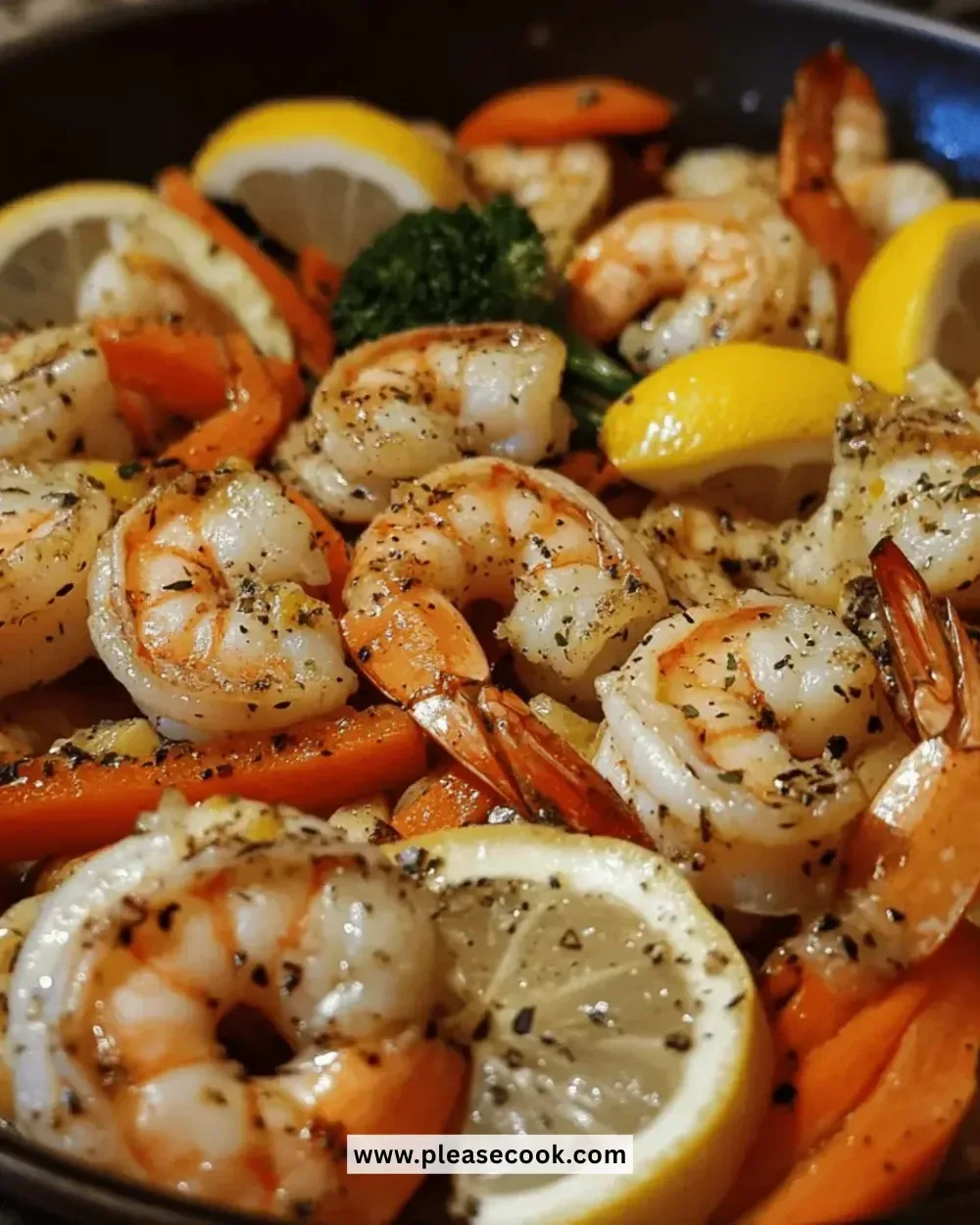 Easy one-pan lemon garlic shrimp with colorful vegetables.