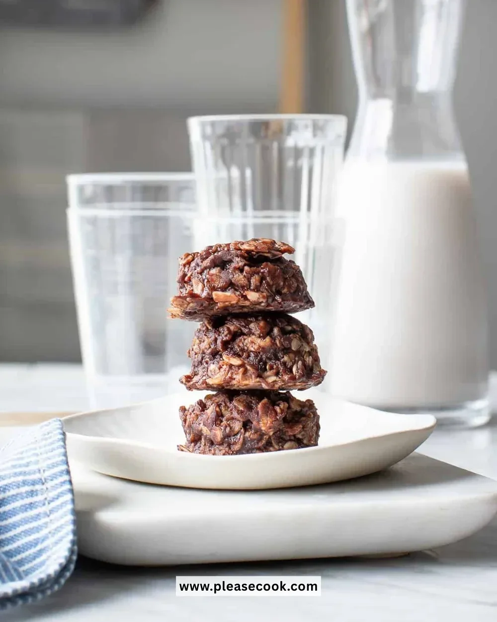 Healthy no bake cookies made with nutritious ingredients