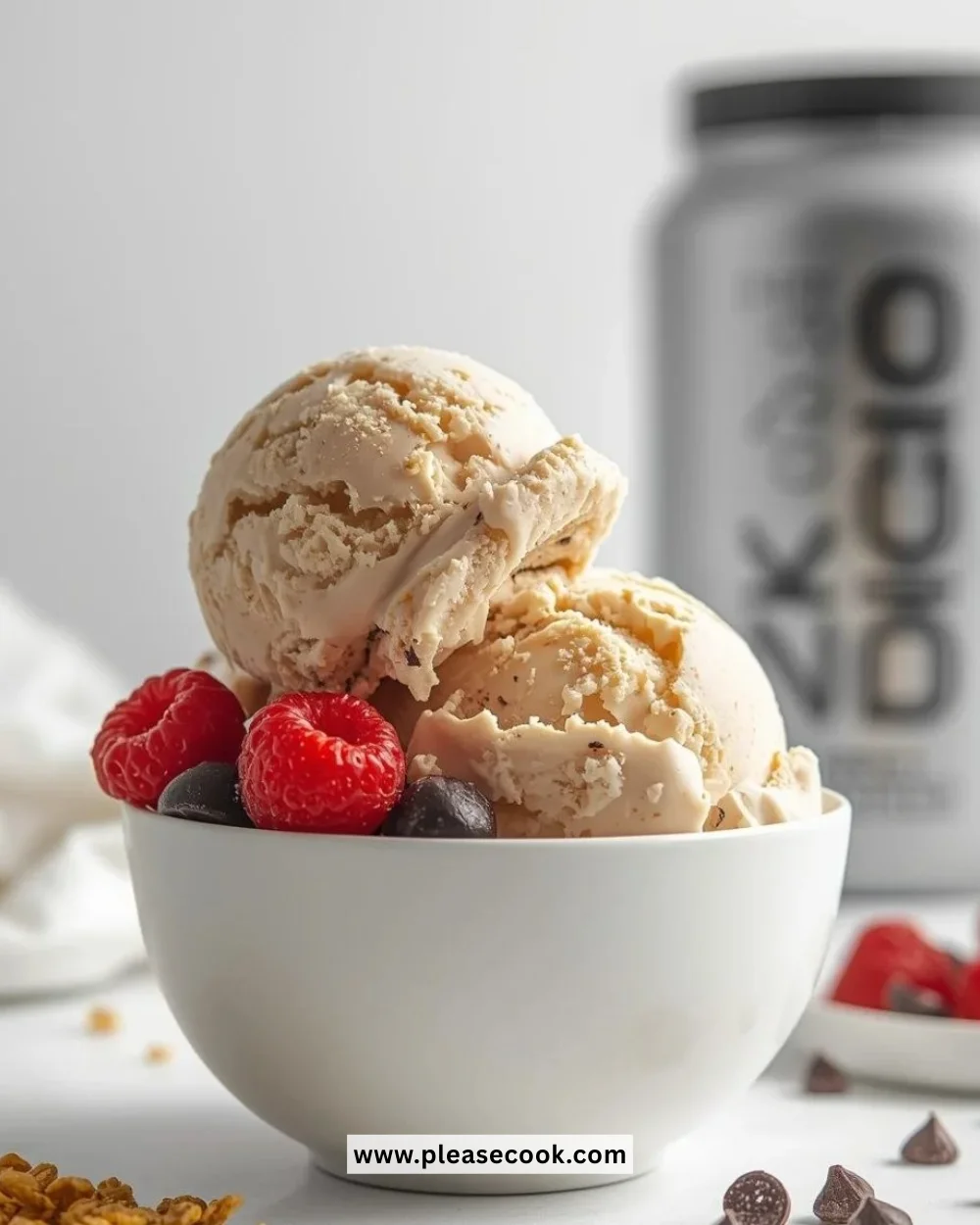 Delicious bowl of high-protein ice cream topped with fresh berries