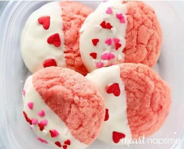 3-Ingredient Strawberry Cake Mix Cookies